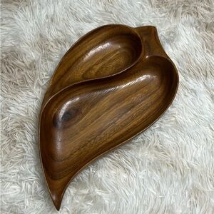 Monkey Pod - Leaf Serving Tray